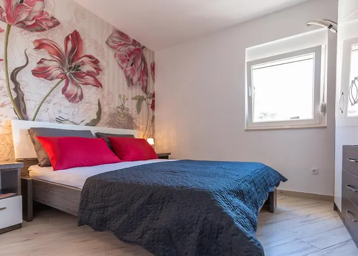 Andela 4 Apartman Makarska