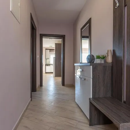 Andela 4 Apartman